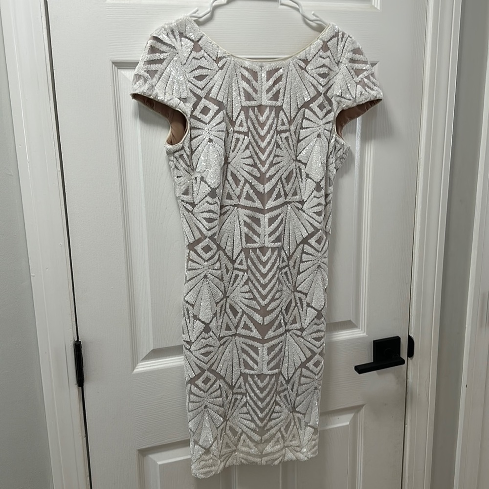 Dress The Population Dress Size L